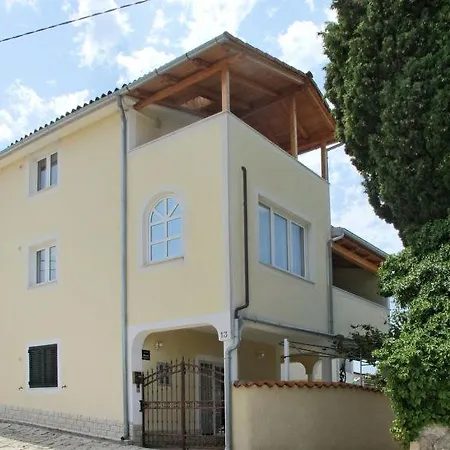 Dorina Apartman Stinjan